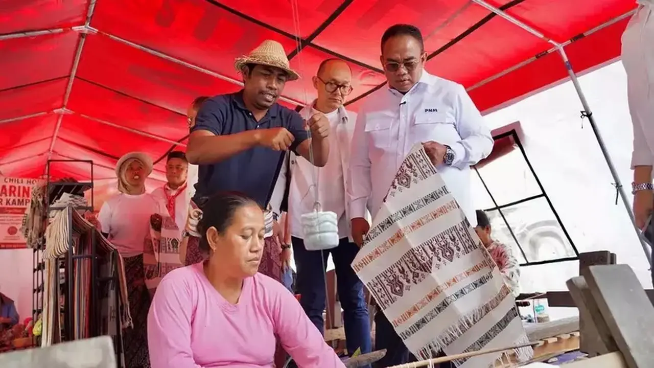 Bantuan PNM dan BRINS Pulihkan Ekonomi Warga Sade Pascakebakaran