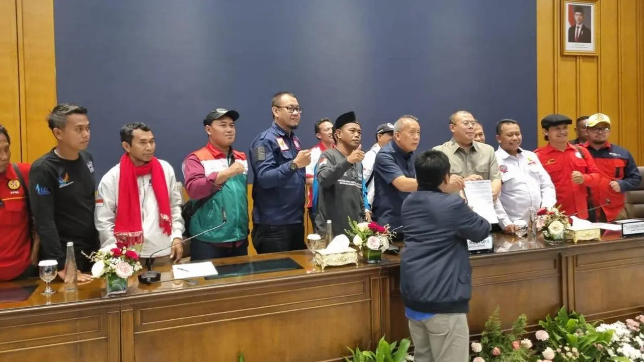 Buruh Bertemu Pimpinan DPR, Sampaikan Aspirasi Ketenagakerjaan Lewat Dialog