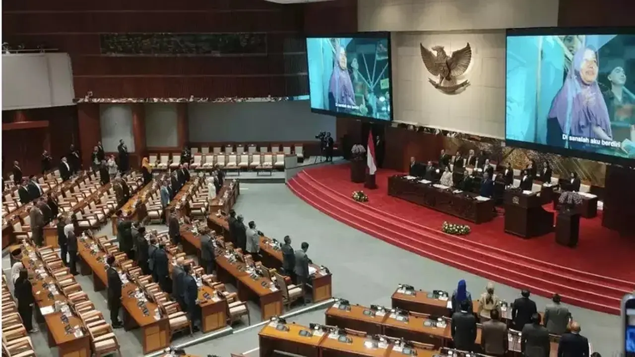 DPR Sahkan APBN 2027, Bidik Pertumbuhan Ekonomi 6% dan Pengendalian Rupiah