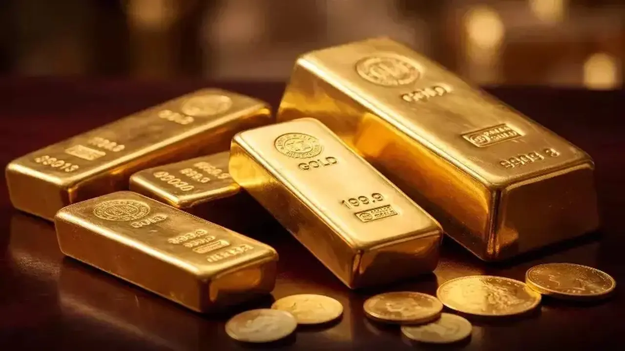 Emas Berpeluang Menguat, Ini Prediksi Analis Pekan Depan