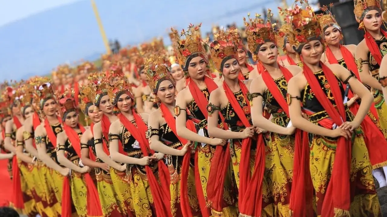 Gandrung Sewu Banyuwangi: Tari Kolosal Berubah Jadi Pertunjukan Malam Hari