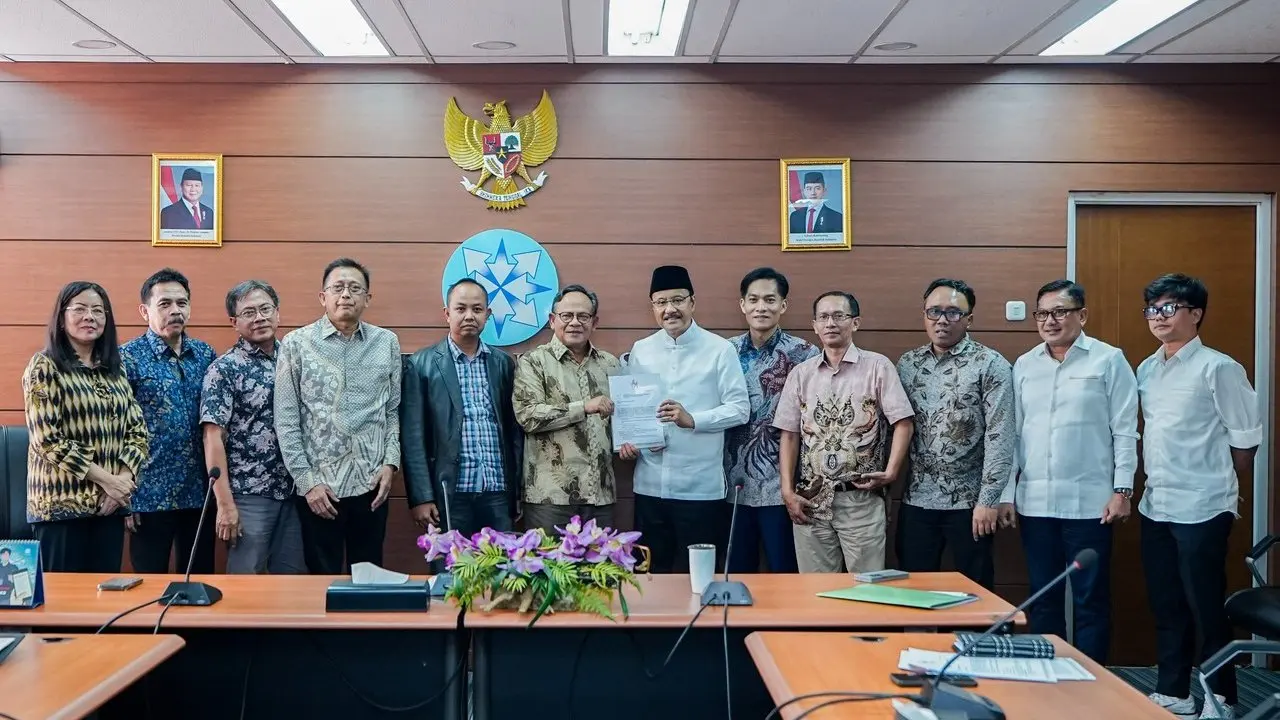 Gus Ipul Laporkan Podcast Madilog ke Dewan Pers, Sebut Ada Fitnah dan Langgar Etik