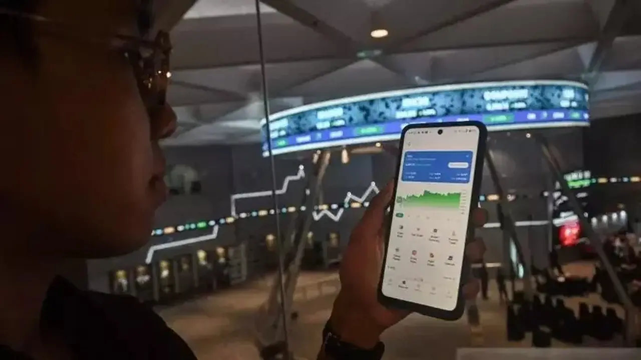 IHSG Bergerak Tipis di Tengah Ketidakpastian Global dan Sentimen Domestik