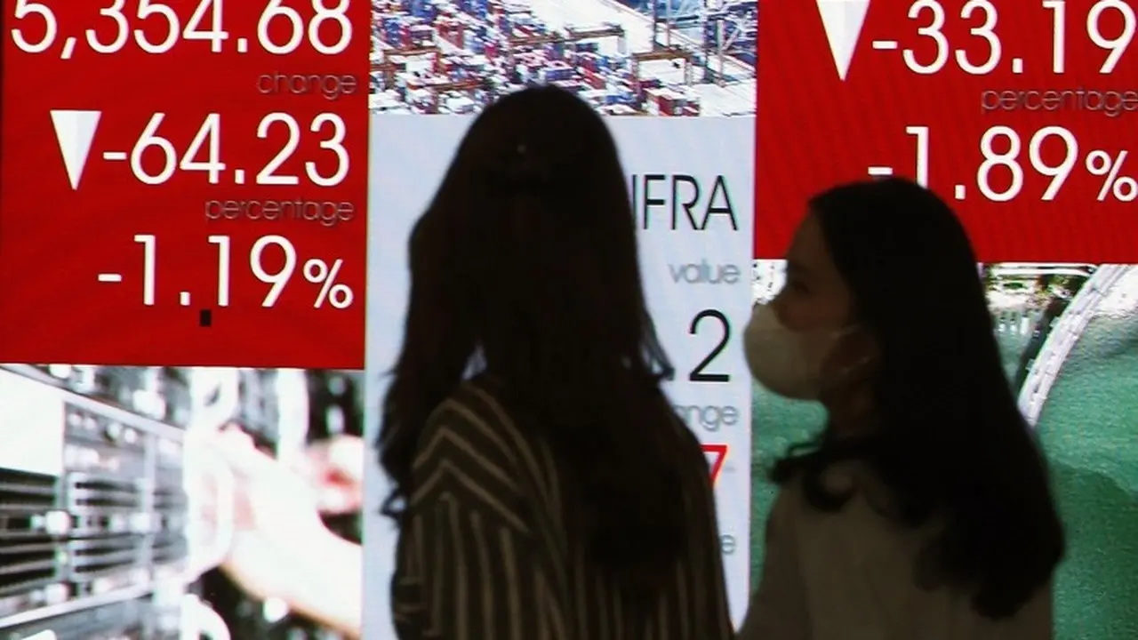 IHSG Merosot, 15 Saham Cetak Penguatan Signifikan Hingga 34%