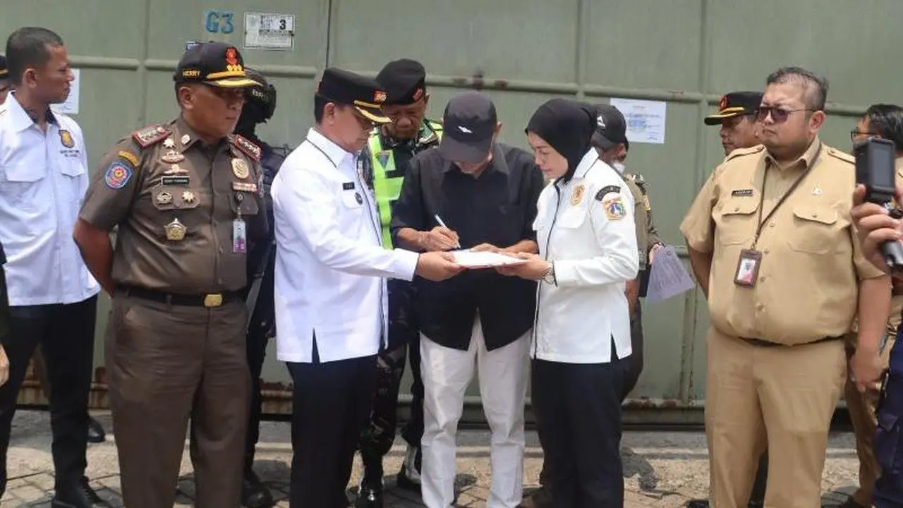 Izin Usaha PT Kreacipta Sukses Indopack di Jakbar Dicabut Akibat Keluhan Warga