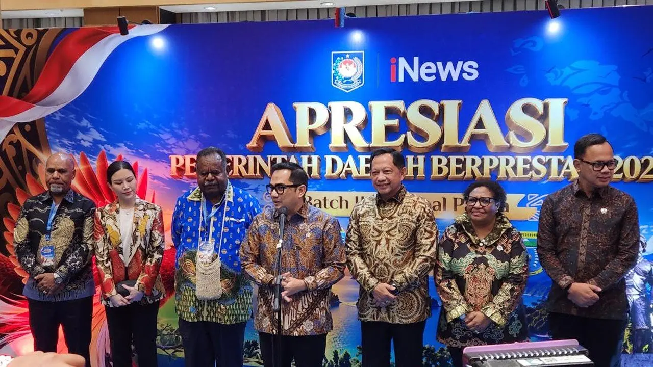 Kemendagri Berikan Apresiasi untuk Pemda Berprestasi di Wilayah Papua