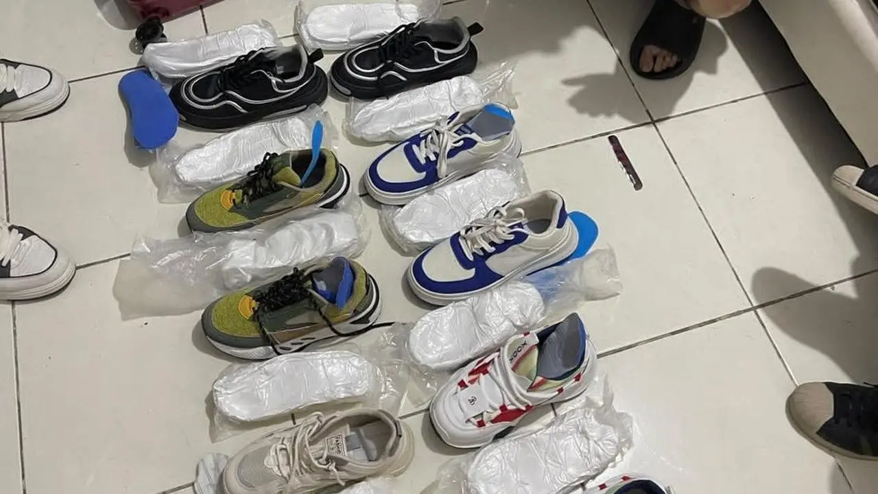 Lima WN Malaysia Ditangkap Bawa Etomidate 5 Kg di Sepatu, Terungkap Pabrik Vape Ilegal