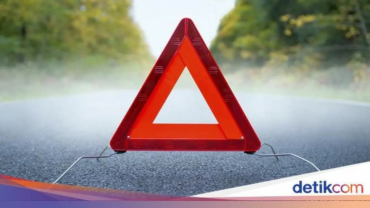 Mobil Damkar Hilang Kendali, Picu Kecelakaan Beruntun di Cakung Libatkan Enam Kendaraan