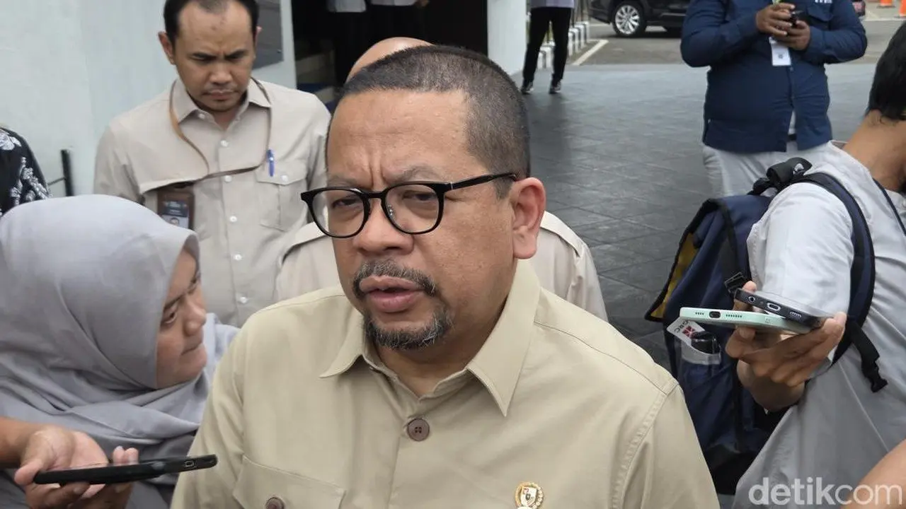 Qodari Sebut Bakom Diserang 'Surat Kaleng' Modern, Tegaskan Akan Melawan
