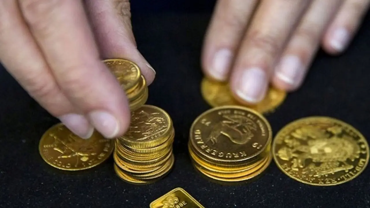 Resesi AS Mengintai, Emas dan Bitcoin Jadi Pilihan Investasi