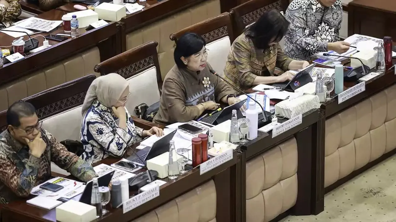 Rupiah Tertekan, BI Pacu Penggunaan Mata Uang Selain Dolar AS