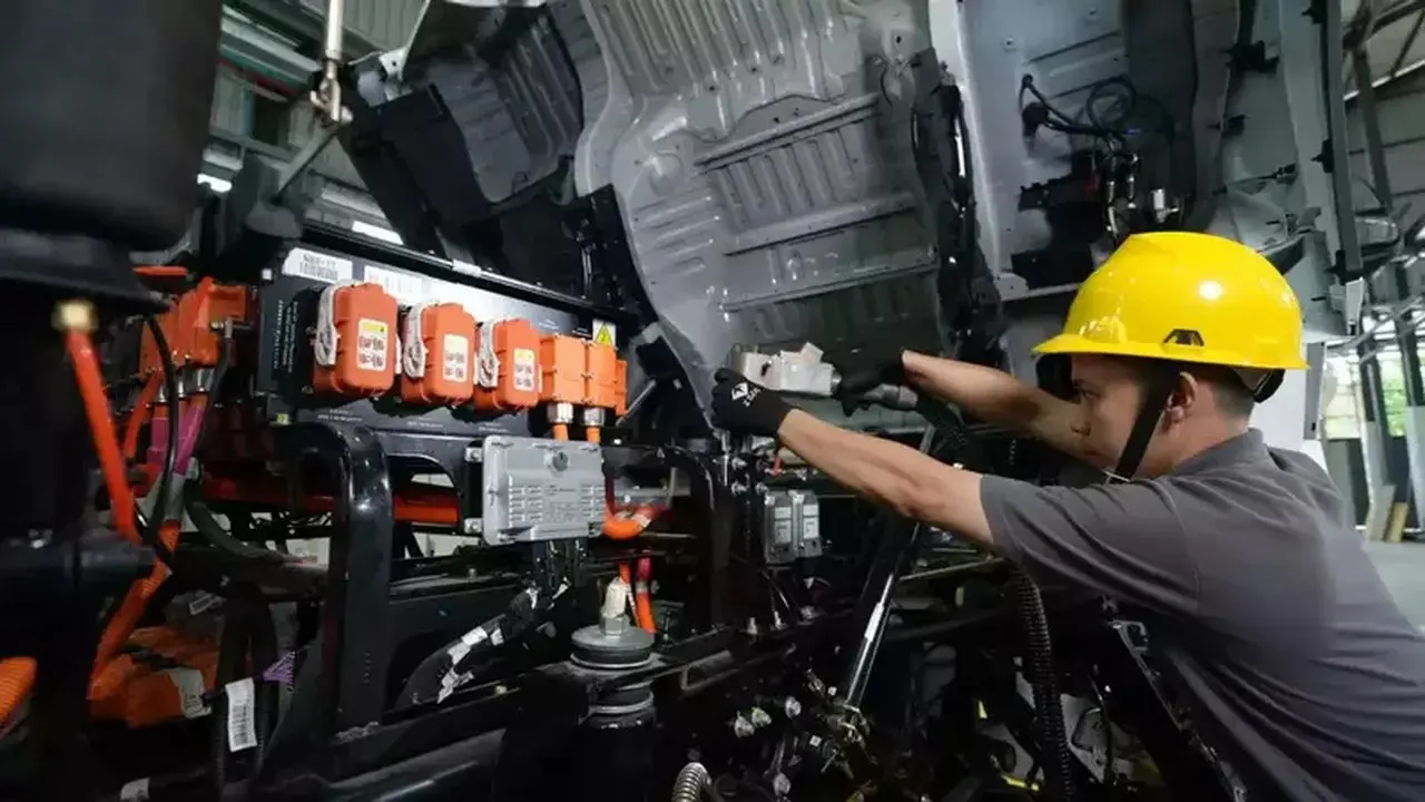 VKTR Optimalkan Bisnis Rental Mobil Listrik, Target Produksi Naik Tiga Kali Lipat