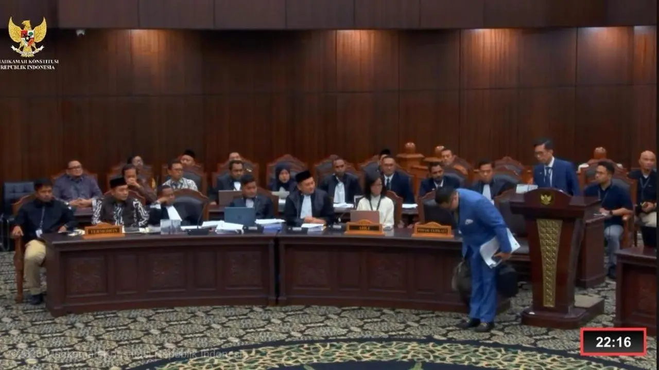 Ahli Tim Gibran Diusir Hakim MK Usai Sebut Sidang Ilegal