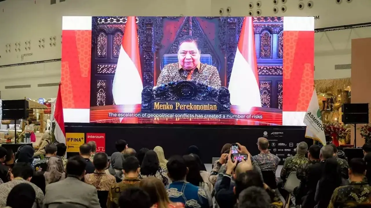 Airlangga Hartarto Dorong Industri Furnitur Indonesia Tingkatkan Pasar dan Daya Saing Global