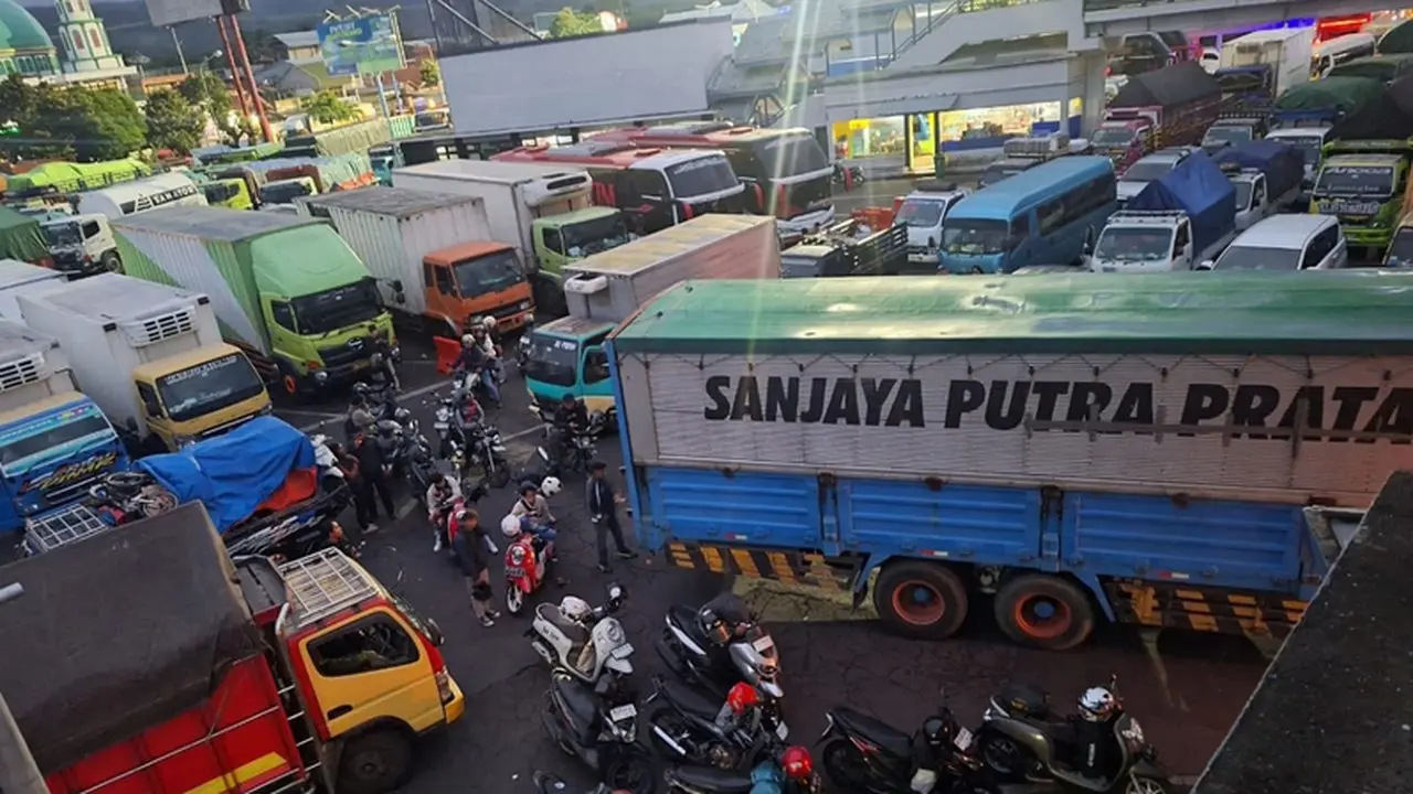 Atasi Antrean Pelabuhan Ketapang, Fokus pada Truk ODOL dan Optimalisasi Layanan