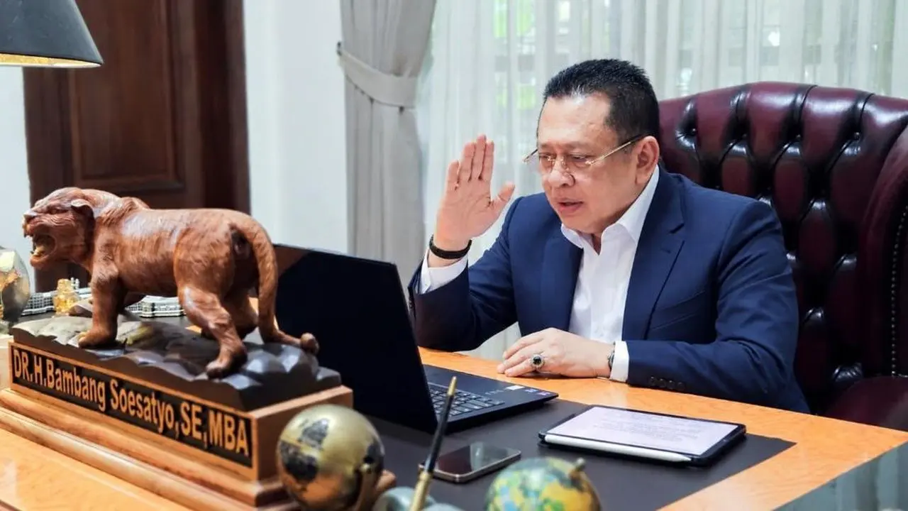Bamsoet: Indonesia Harus Pertahankan Politik Luar Negeri Bebas Aktif di Tengah Persaingan Global