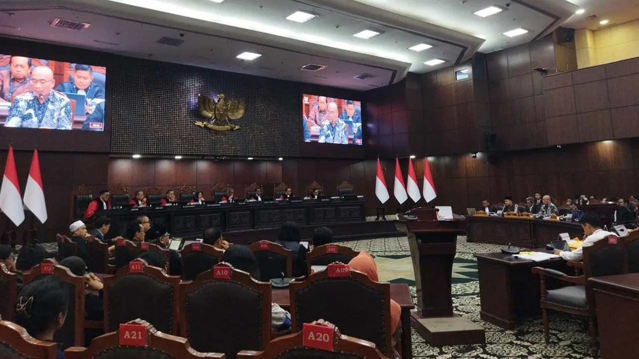 Denny Indrayana Kritik Ahli KPU soal Tanggal PKPU Pencalonan Gibran