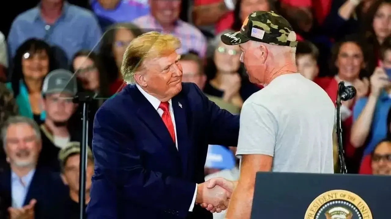 Donald Trump Kampanyekan Pemilu Sela AS, Fokus Amankan Kursi Republik