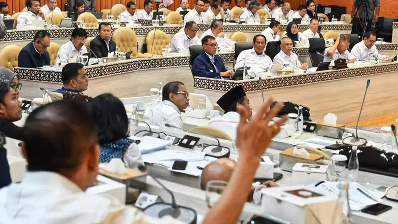 DPR dan Kemenhub Perkuat Aturan Hukum Sektor Angkutan Jalan
