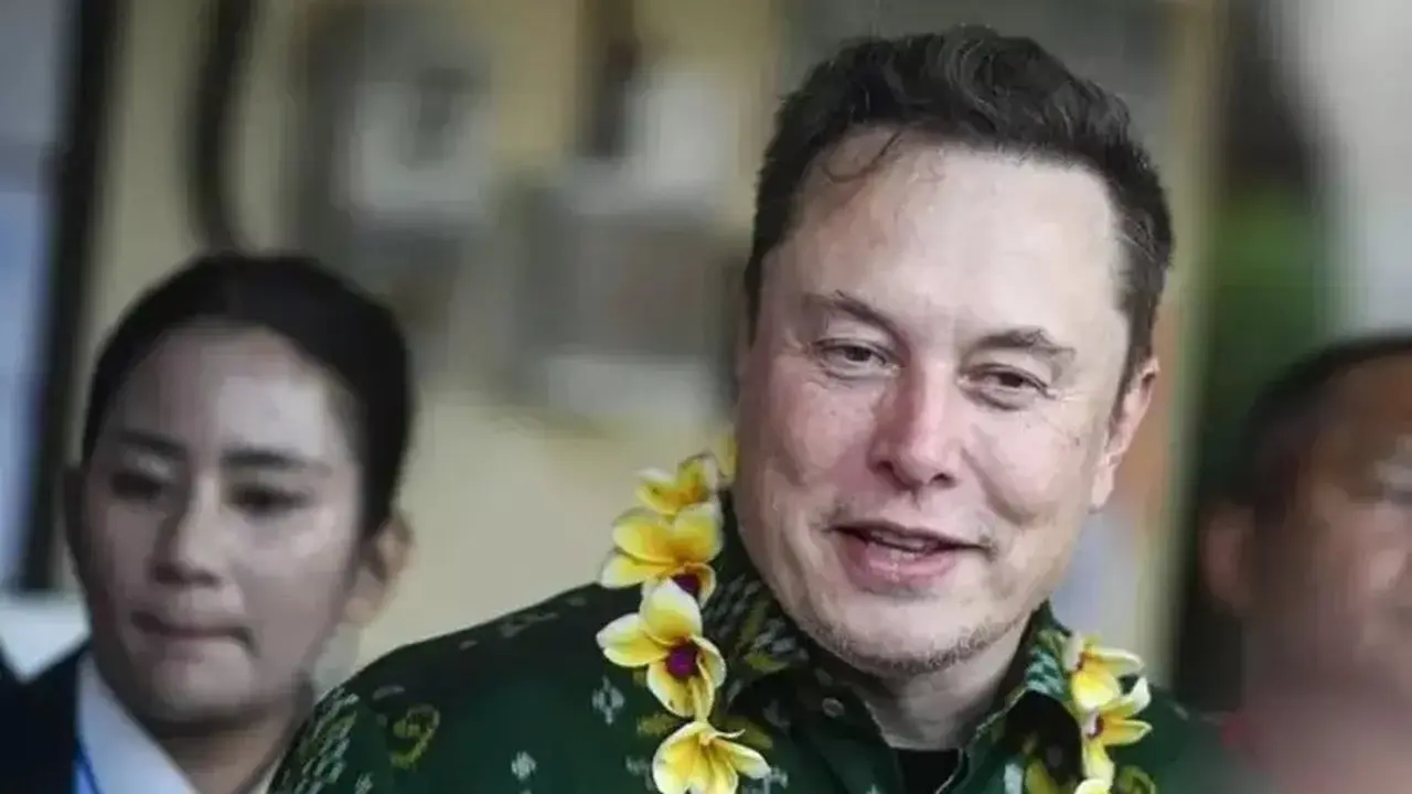 Elon Musk Kembali Jadi Triliuner Berkat Lonjakan Saham SpaceX dan Tesla