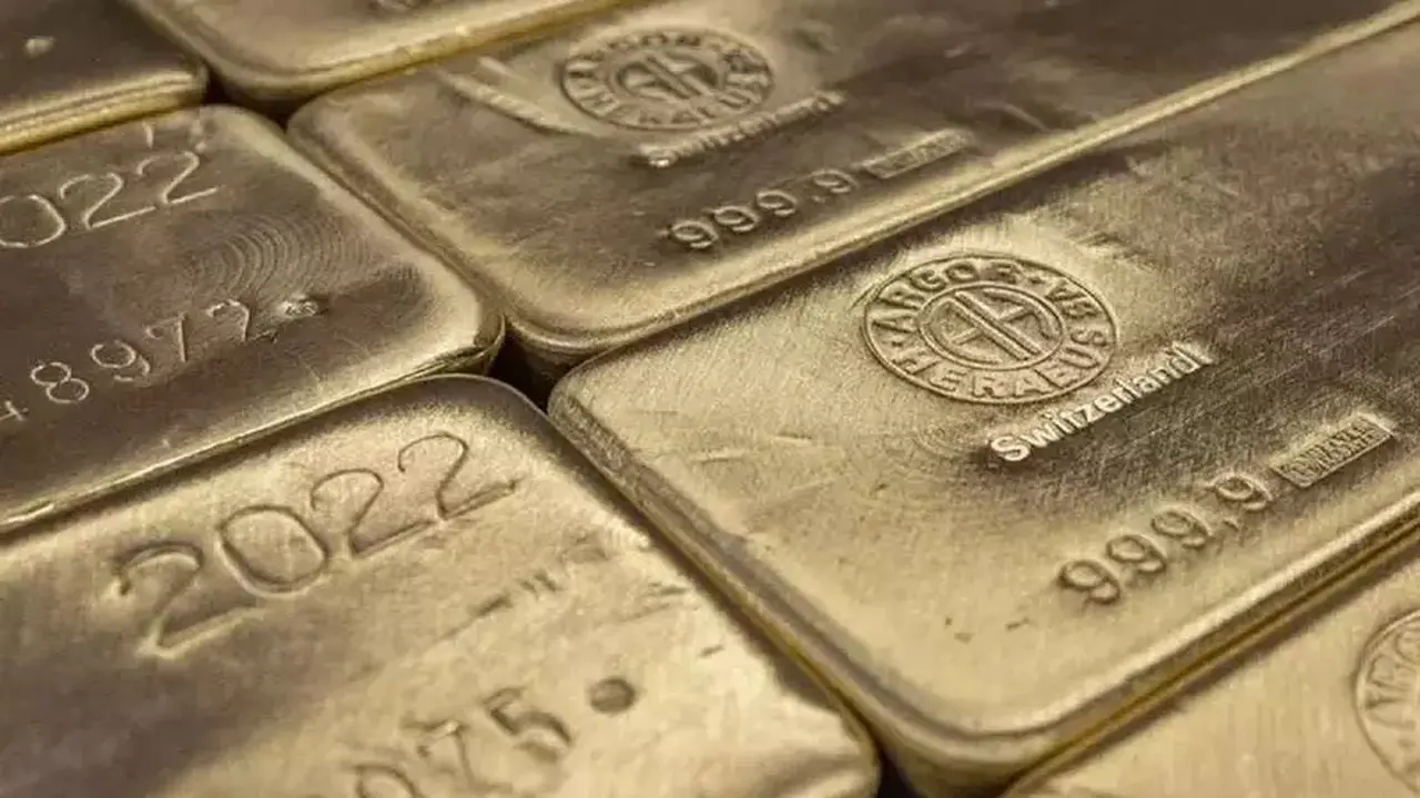 Emas Diprediksi Anjlok ke US$ 3.750 pada Akhir 2026