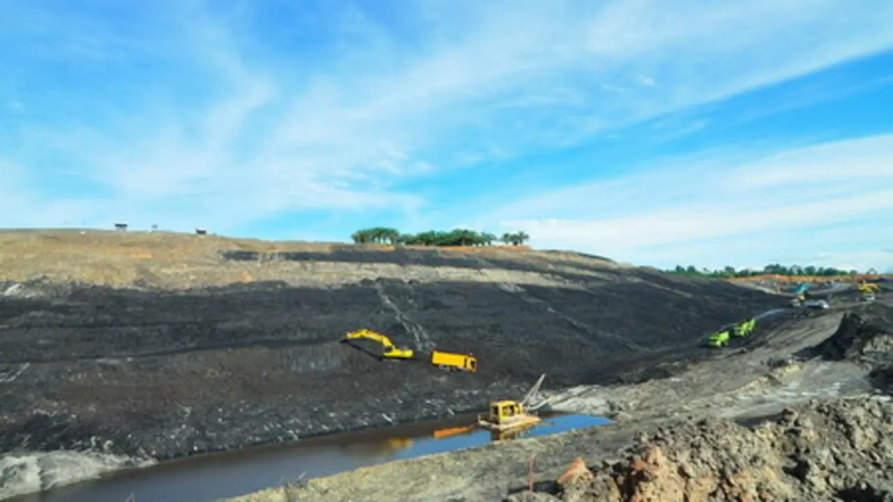 Golden Energy Mines Bagikan Dividen Interim Rp 3,58 Triliun