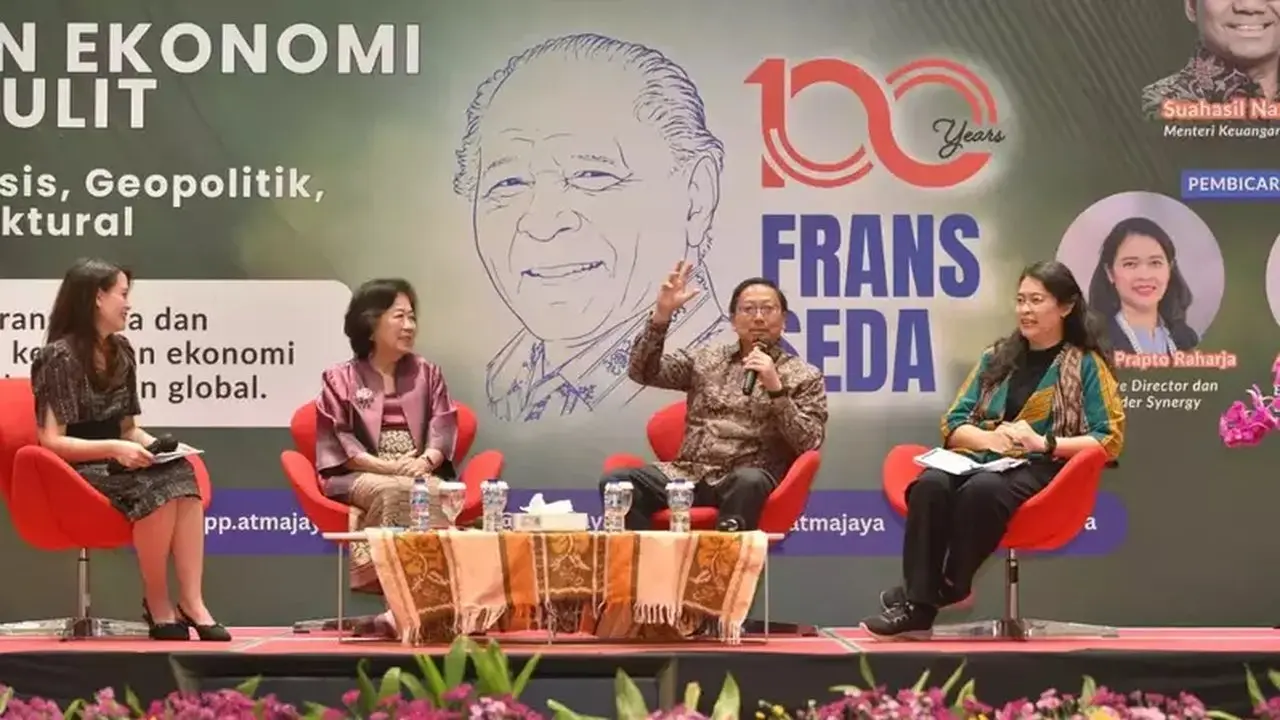 Jurus Ekonomi Frans Seda: Disiplin Fiskal dan Keberanian Ambil Keputusan di Tengah Ketidakpastian