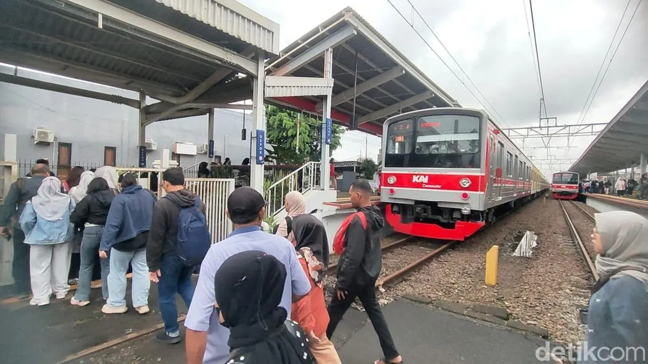 KAI Commuter Perbaiki Akses Penyeberangan Rel Stasiun Sudimara Usai Tuai Kritik