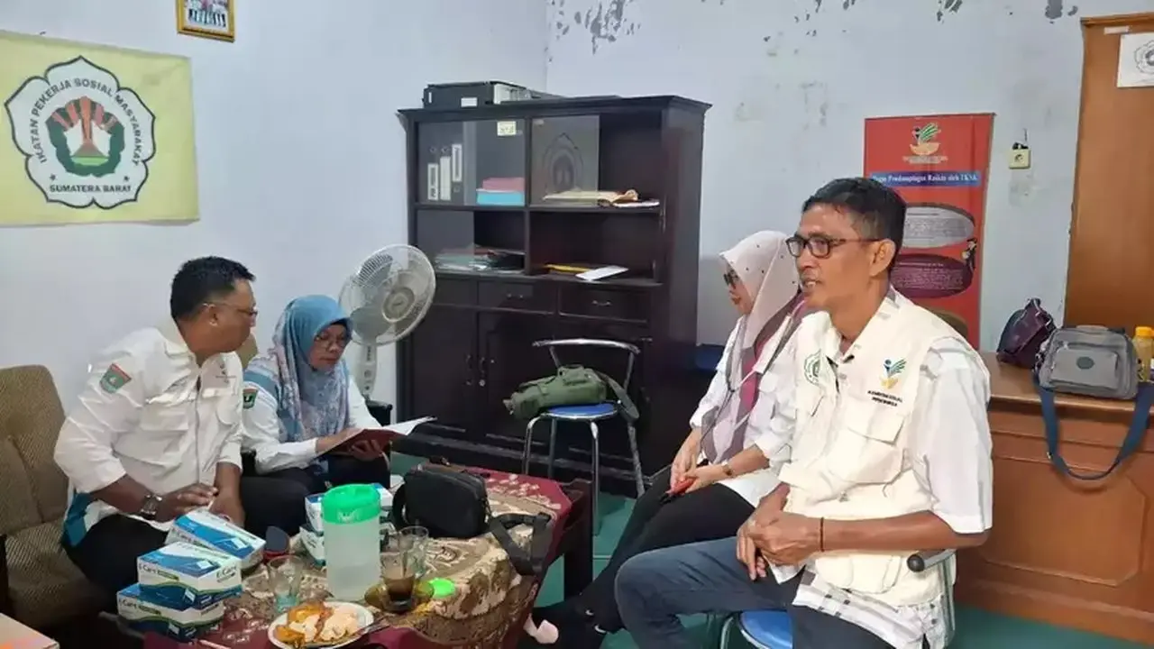 Kalbe Farma Salurkan 75 Ribu Masker untuk Korban Karhutla