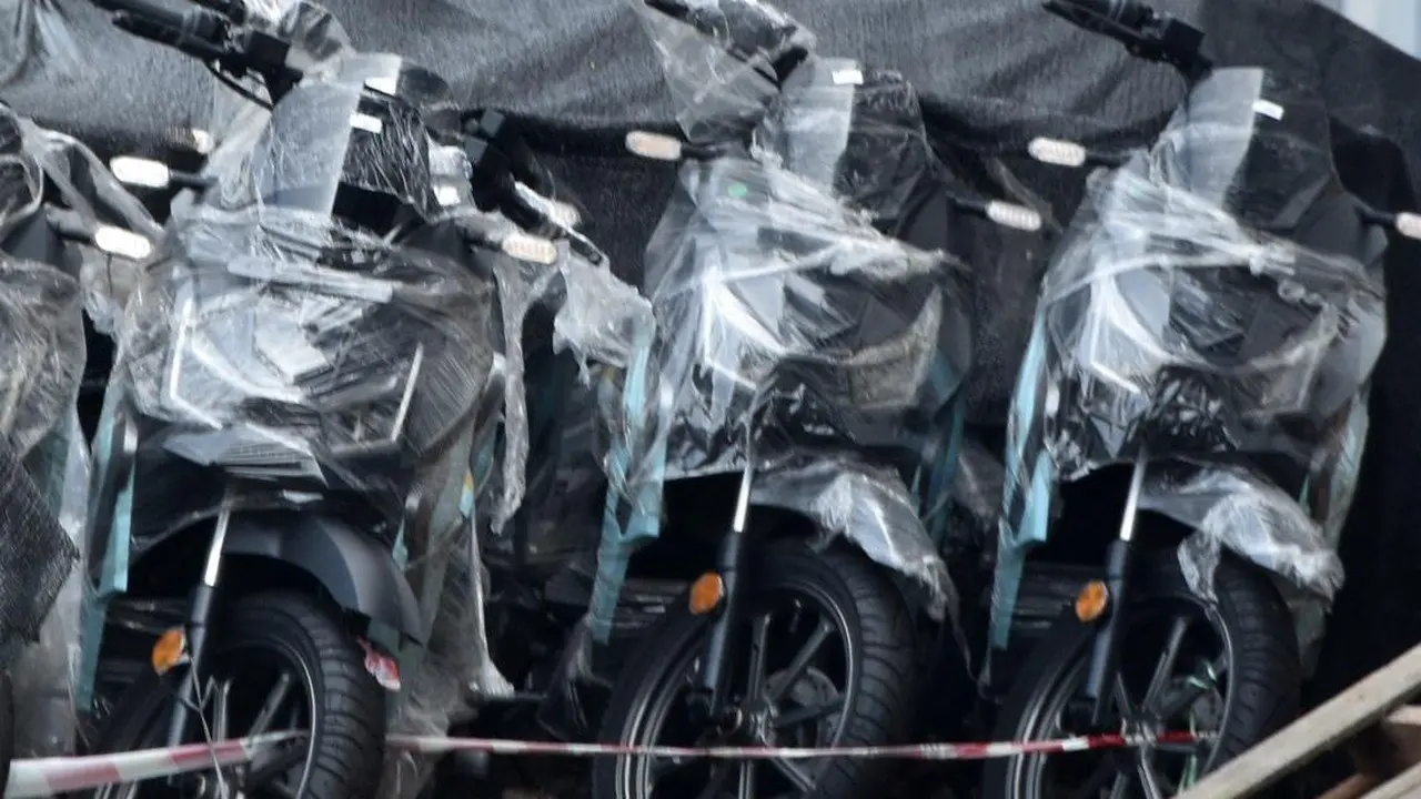Korupsi Pengadaan Motor Listrik Makan Bergizi Gratis, Kejagung Tetapkan 11 Tersangka
