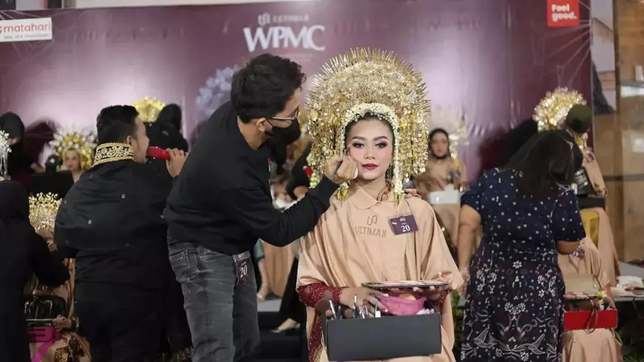 MUA Freelance: Keterampilan Merias Saja Tidak Cukup