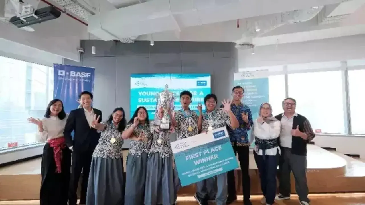 Pelajar SMAN 21 Jakarta Juara Inovasi Teknologi Ubah Kelembapan Udara Jadi Air Bersih
