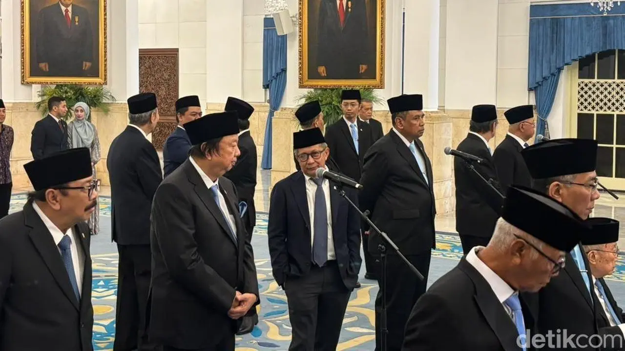 Rocky Gerung Ditunjuk Jadi Wantimpres, Ungkap Peran Etis dan Pengawasan Kebijakan