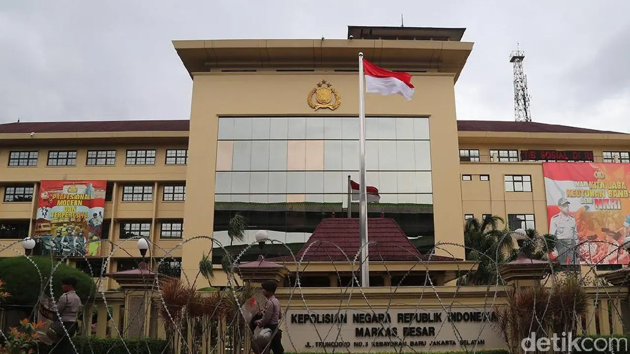 Sertijab Kapolri dan Wakapolri Baru Digelar, Jenderal Sigit Pindah Tugas ke KSP