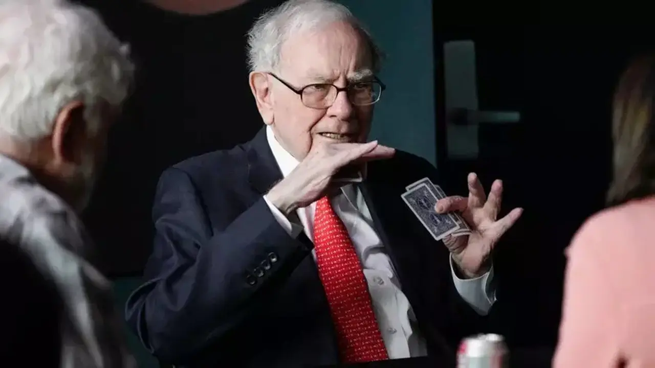Warren Buffett Ingatkan Investor Saham AI: Jangan Terbuai Euforia
